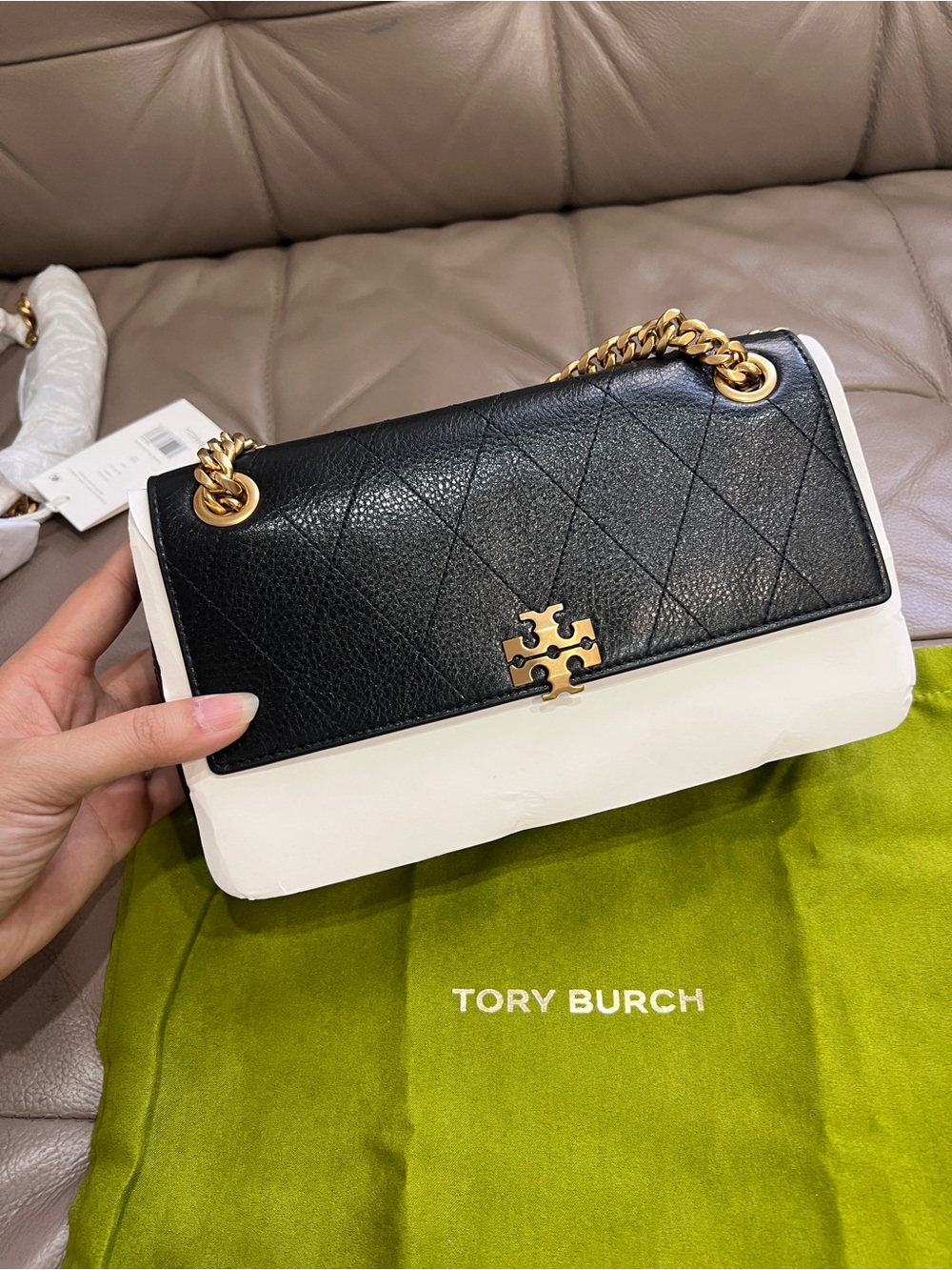 NWT Tory Burch SMALL CHARLIE QUILTED SHOULDER BAG - Picture 3 of 12